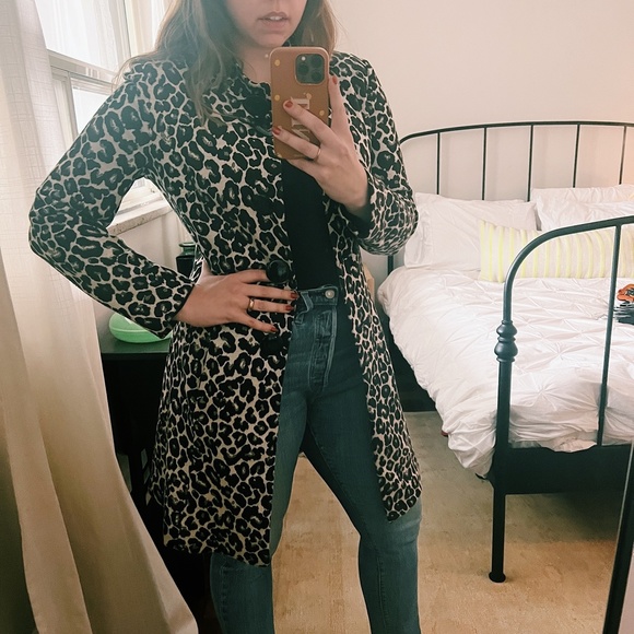 LE CHATEAU Animal Print Spring Coat - Size Small - Picture 3 of 8